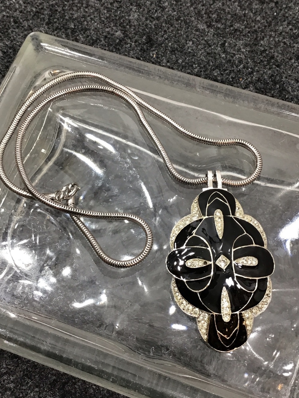 Vtg 70’s Eisenberg black enamel art deco mask pendant necklace and snake chain